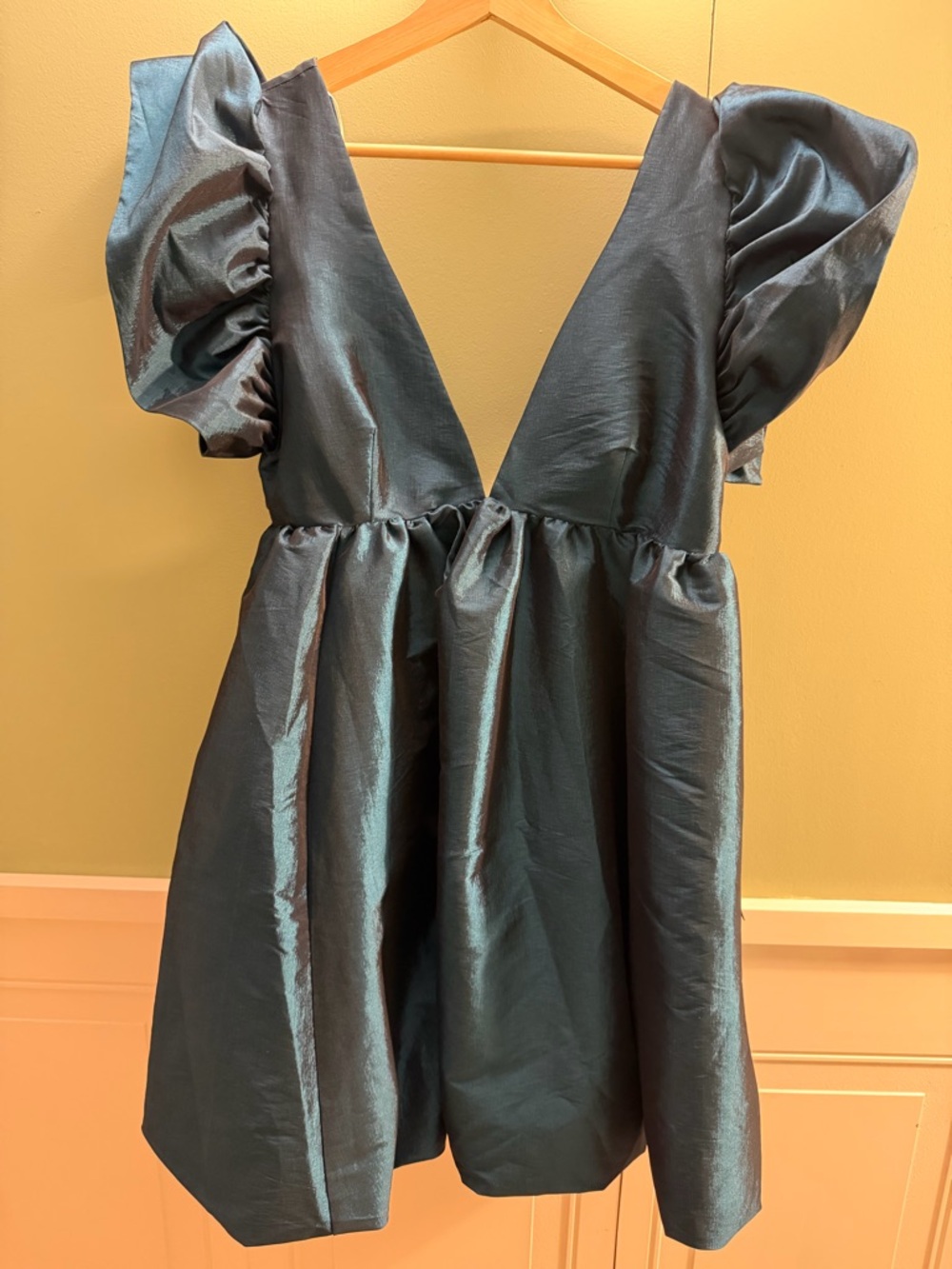 Lulu's Teal Shimmer V-Neck Dress